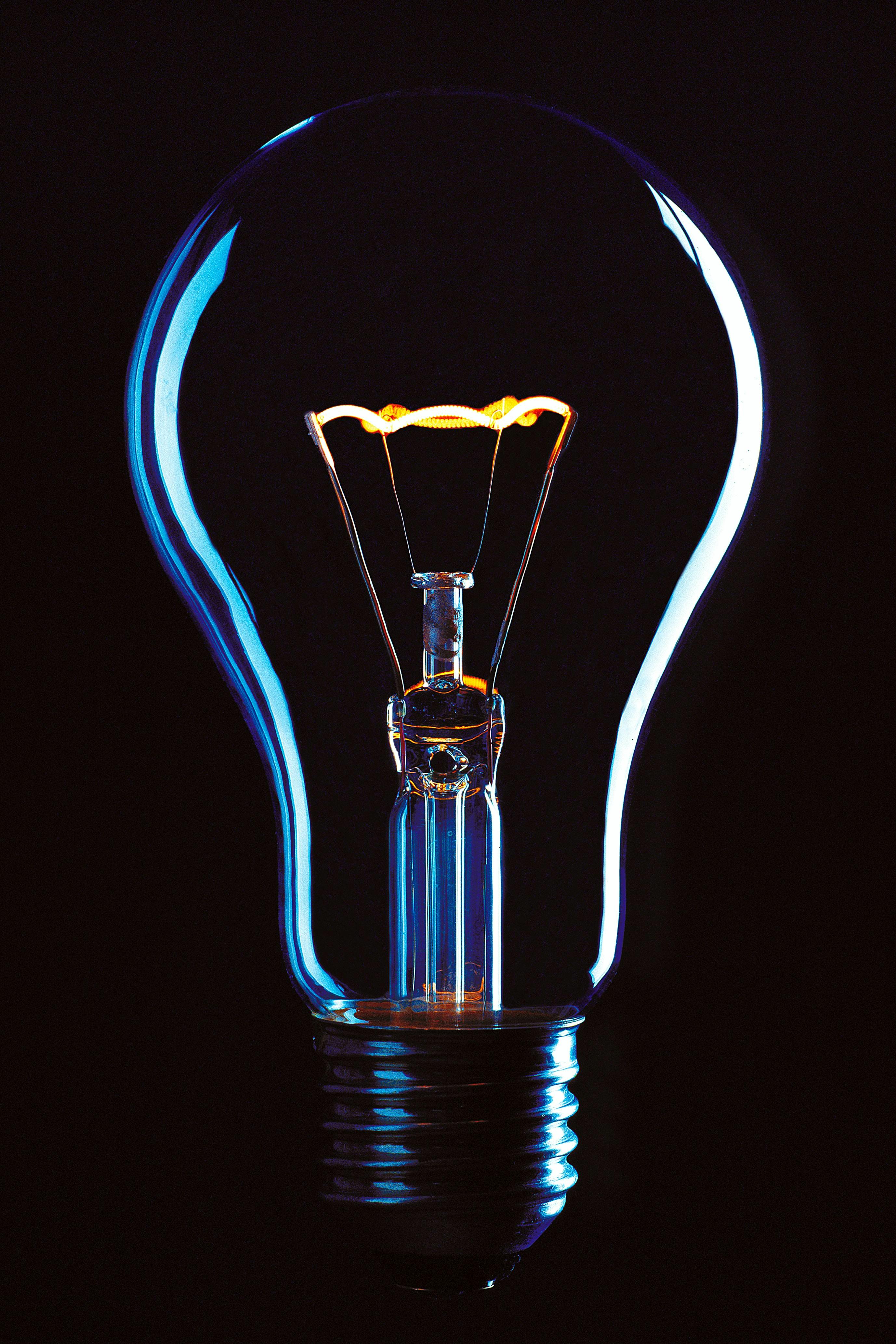 inTech light bulb